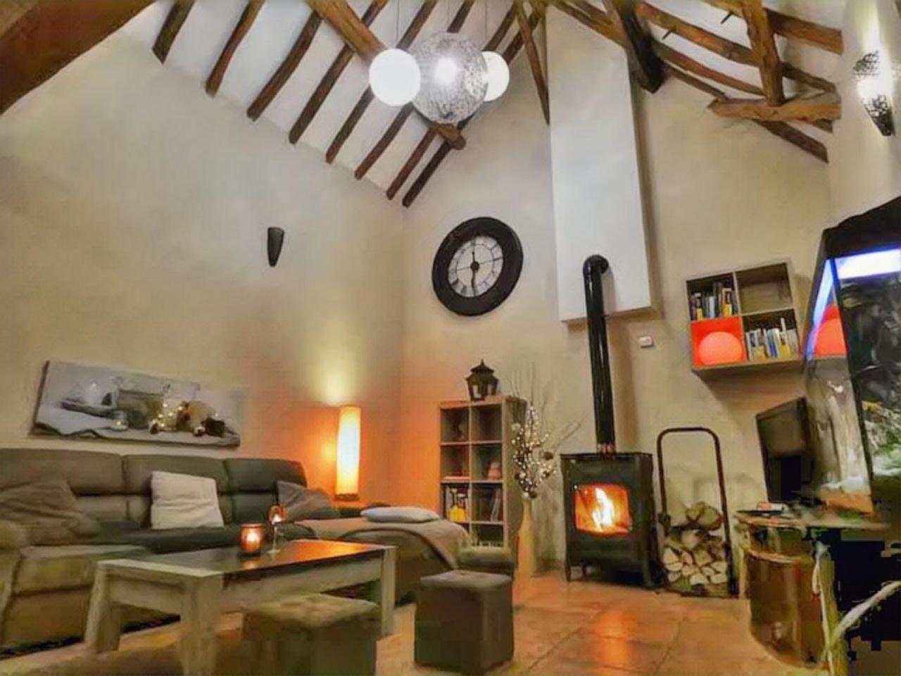 Maison De Charme Pres De Beauval Saint-Cyran-du-Jambot Bagian luar foto